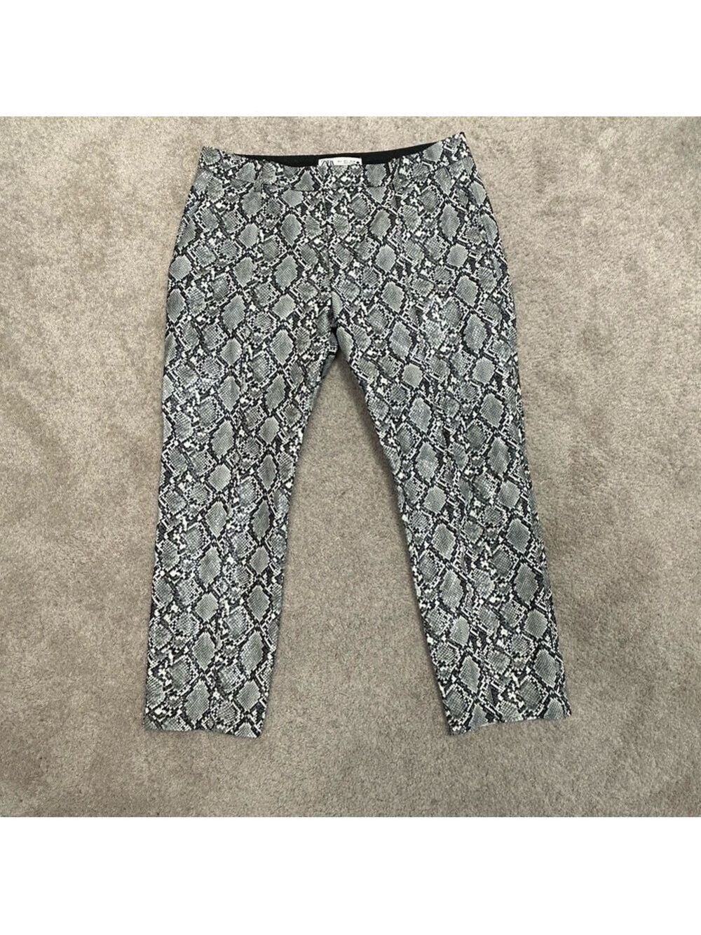 Zara gray black ivory faux leather pleather snake print cropped trouser pants 🇨🇦